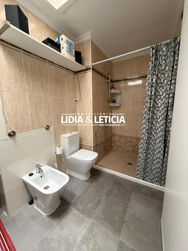 Fantástico Chalet en una sola planta — 41