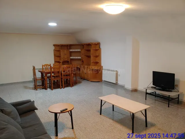 Exclusivo dúplex en el corazón de Cáceres con amplia terraza - foto 2