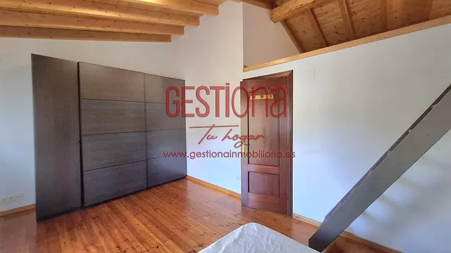CASA COMPLETAMENTE REFORMADA EN ARENAS DE IGUÑA. — 18