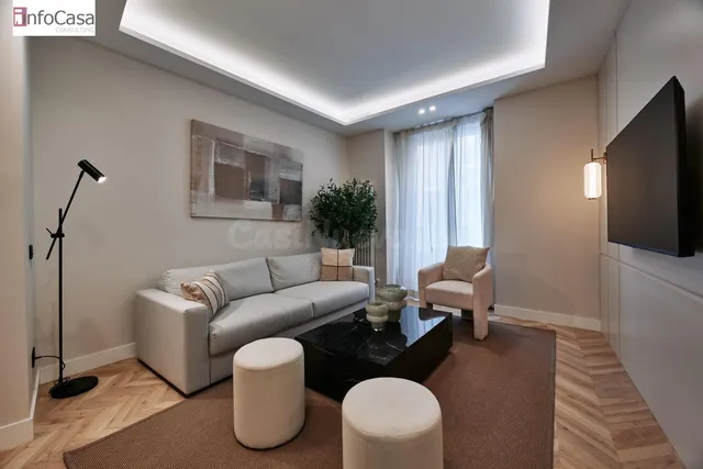 INFOCASA vende Amplio y Elegante Piso Reformado en el Corazó - foto 2
