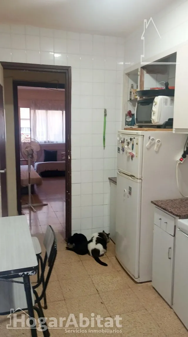 ¡Oportunidad para reformar! Acogedor, luminoso y exterior, cerca del puerto — 8