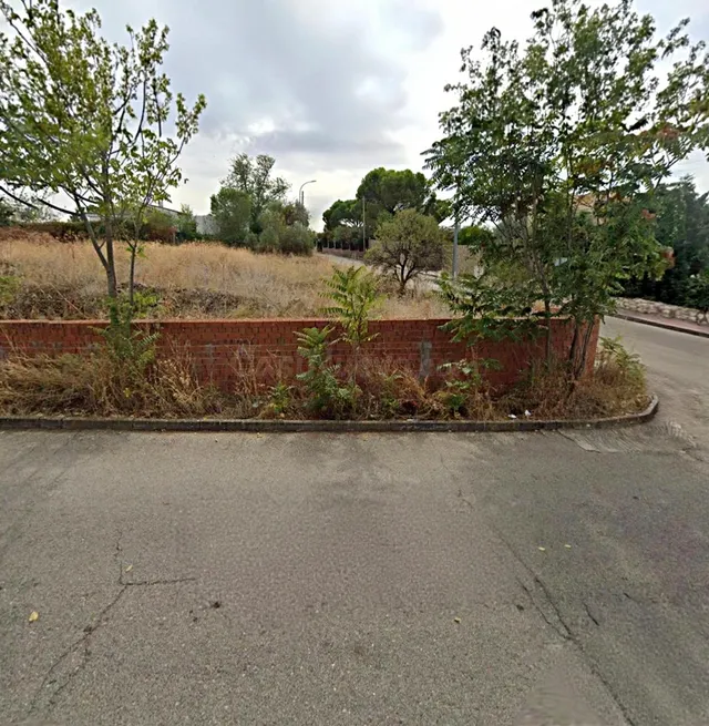 InmoConchiAIO vende amplio terreno en urbanización Urtajo (C - foto 2