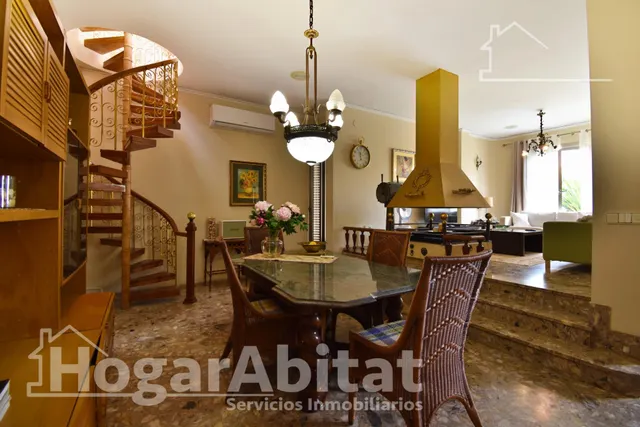 CHALET CON TERRAZA, GARAJE Y BARBACOA EN LA PLAYA DE GANDÍA — 21