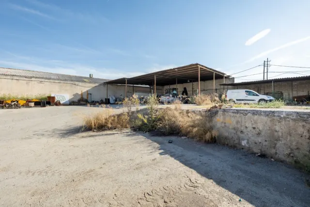 Nave industrial 1400m² en venta - Alcampo — 32