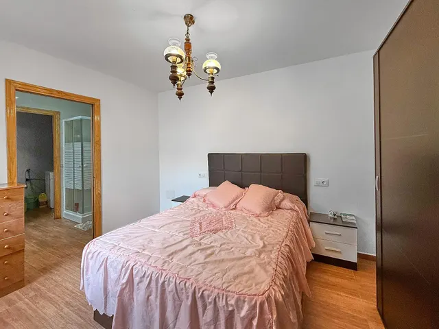CASA AMPLIA Y CÓMODA EN URRACAL — 11