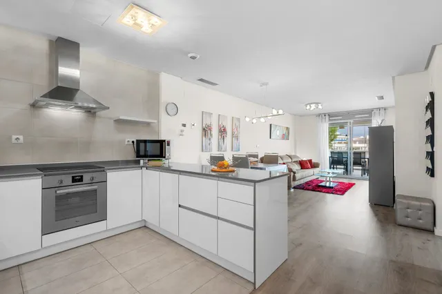 Apartamento de 2 dormitorios y 2 baños en los dolses ( orihuela costa ) — 19