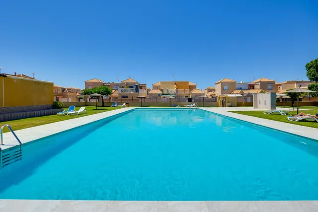 ESTUPENDA CASA REFORMADA CON LICENCIA TURÍSTICA EN JARDÍN DEL MAR III, TORREVIEJA ☀️ — 47