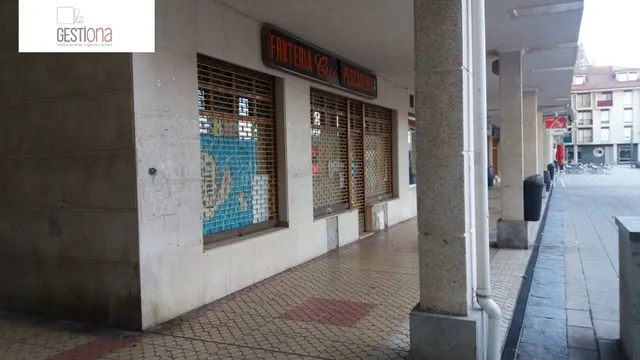 LOCAL COMERCIAL EN EL CENTRO DE LA VILLA. NOJA — 7