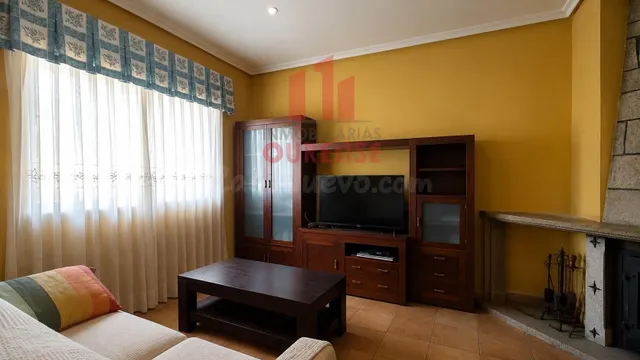 CASA CON PISCINA Y PARCELA DE MÁS DE 1000 M2 AL LADO DEL POL - foto 3