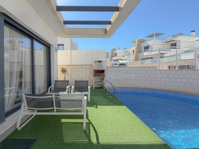 VILLA MODERNA CON PISCINA PRIVADA EN PAU 26, ORIHUELA COSTA - foto 3