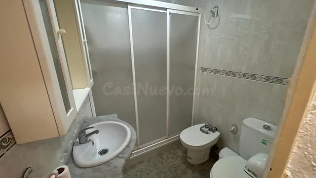 Casa en zona centro - foto 3