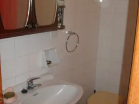 SE VENDE PISO AMUEBLADO EN EL CENTRO — 8