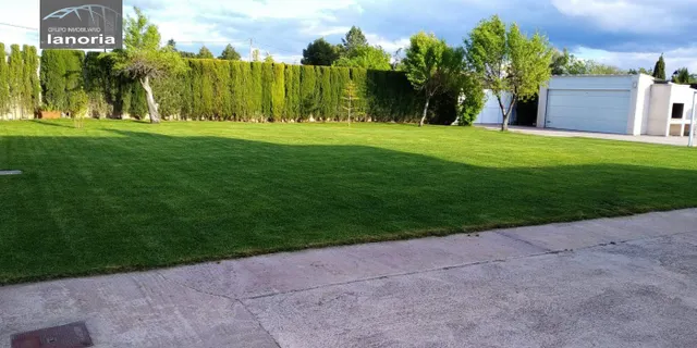 Grupo la Noria Vende Chalet Urbano de 370m2 a pocos km de Albacete. — 9