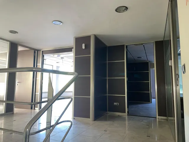 Local comercial 320m² en venta - Hospital Provincial — 7