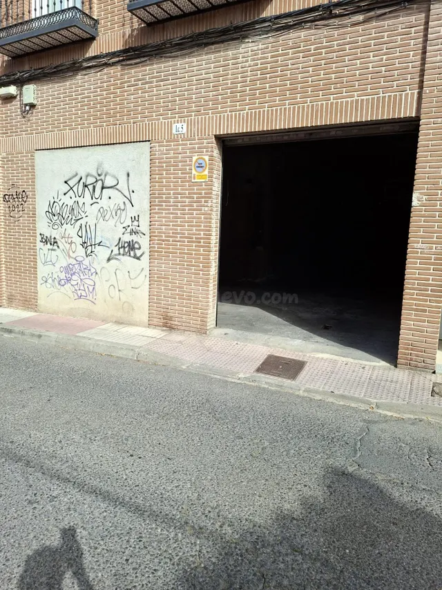 Local comercial en Humanes de Madrid. - foto 2