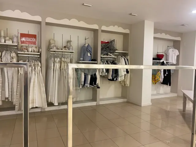 Amplio Local Comercial en Alquiler - Caldas de Reis, Galicia - foto 5