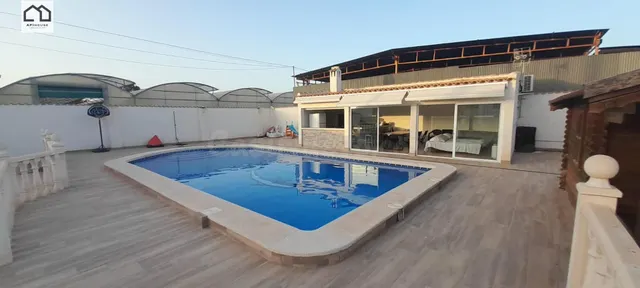 Espectacular casa con piscina privada y parcela de 1.100 m2 en Dolores — 2