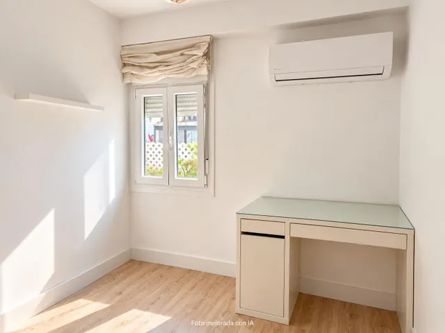 Tu vivienda en Triana: bajo de esquina reformado, 3 dormitorios y patio — 16