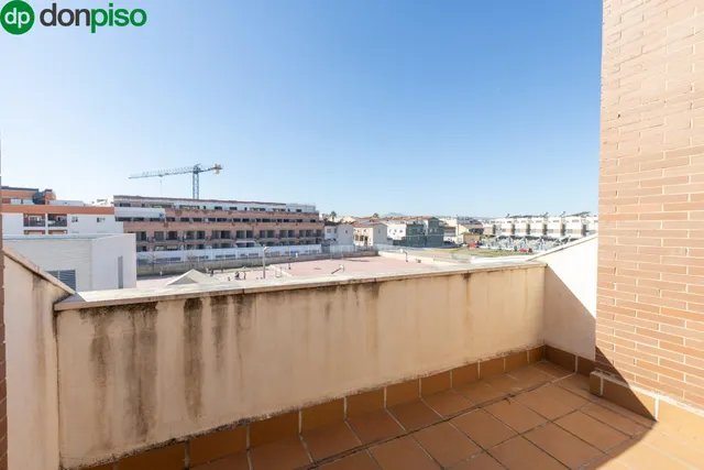 Casa Unifamiliar en Churriana de la Vega — 36