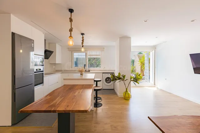 Alquiler vivienda en Juan Carlos I- Avenida Infanta Cristina. — 3