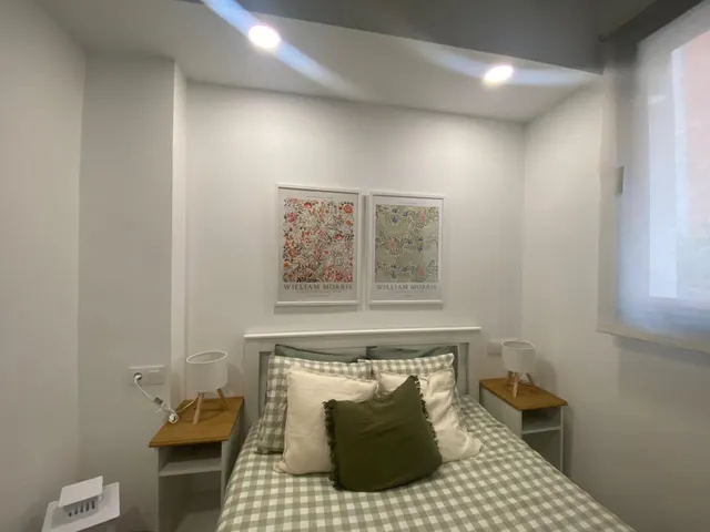 ESTUPENDO APARTAMENTO REFORMADO AL LADO DE SAGRADA FAMILIA — 20