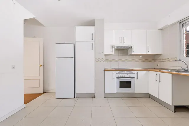 Chalet en pleno centro de Torrelodones, para disfrutar de la comodidad de tenerlo todo cerca sin renunciar al espacio de una vivienda unifamiliar. — 13