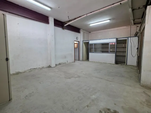 Gran Oportunidad! Amplio Local - Almacén de 122 m2 en el Centro de Bigues i Riells — 6