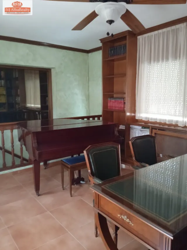 ESPECTACULAR CHALET EN PINARES DEL JUCAR — 38