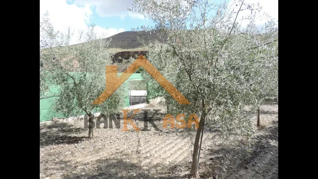 SE VENDE CASA CON TERRENO EN CHERÍN (UGÍJAR) PROVINCIA DE GRANADA — 46