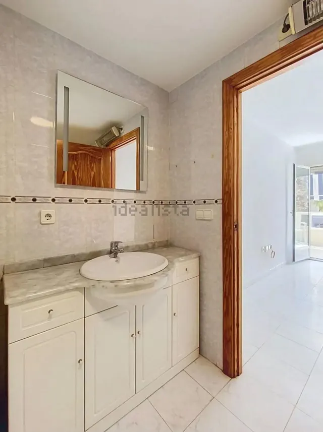 Amplio Apartamento en Albir con Terraza y Piscina a Pocos Pasos del Mar — 14