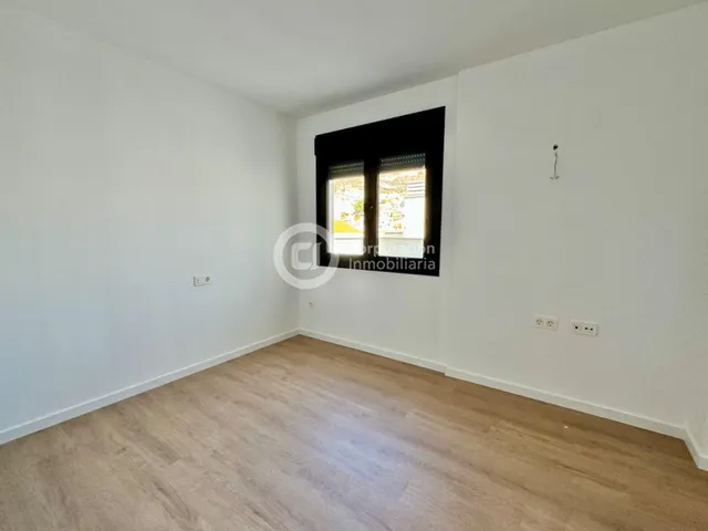 Ático de 2 dormitorios con 2 terrazas en el centro de Lorca — 21