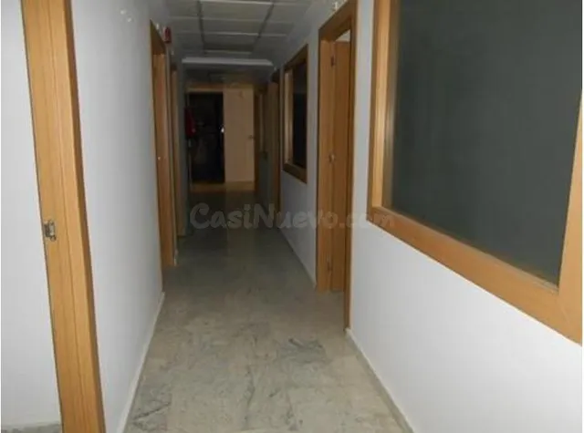 Venta de Local Comercial en Jaén - foto 2