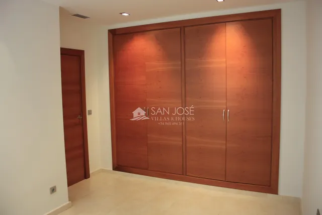 CHALET EN PRIMERA LINEA DE CAMPO DE GOLF, ALENDA GOLF, ALICANTE — 34