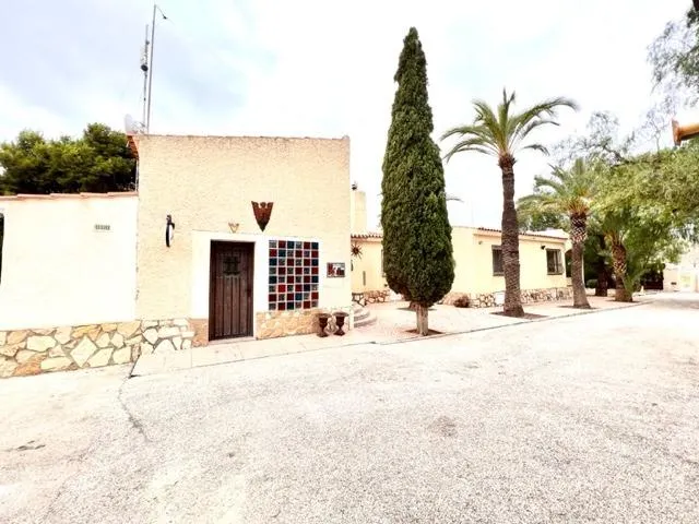 CHALET CON IDENTIDAD PROPIA¡¡ — 10