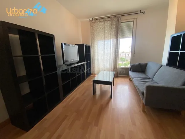 BONITO APARTAMENTO EN RONDA SUR PARA ENTRAR A VIVIR DE 1 DORMITORIO CON TRASTERO — 3