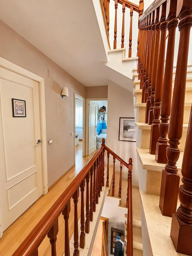 Casa con jardín y piscina en Premià de Dalt — 28