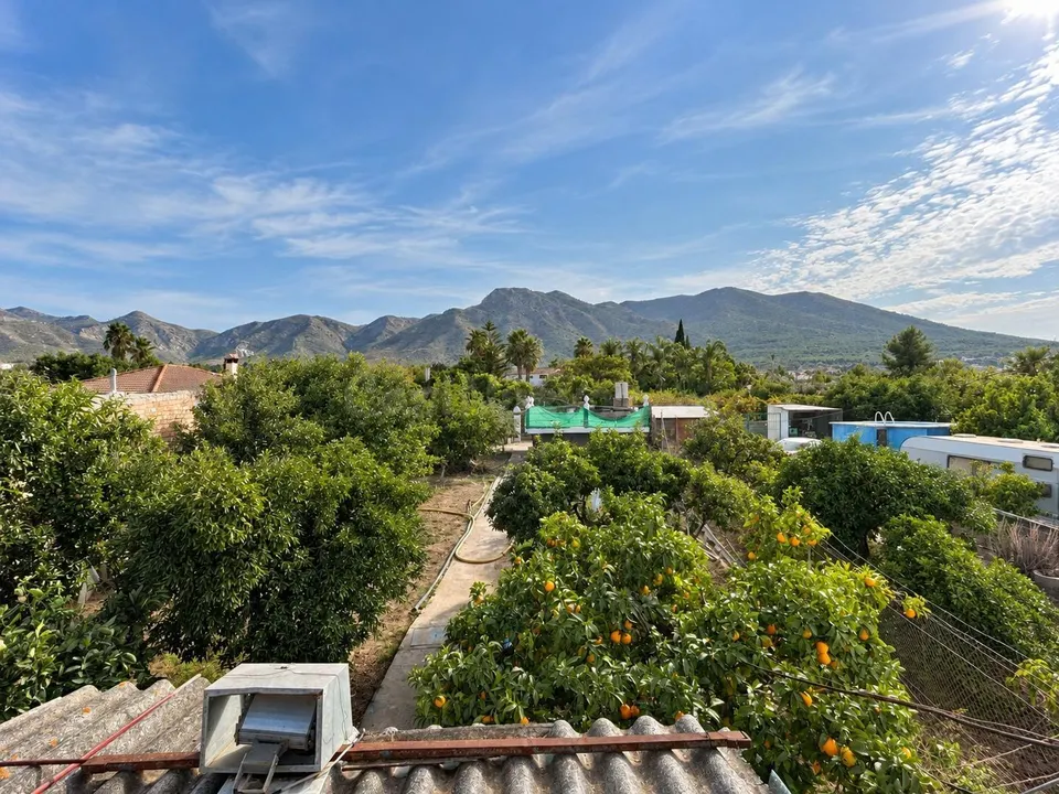 Casa con piscina y huerto independiente de 300 m2 junto a Lauro Golf, Alhaurín el Grande