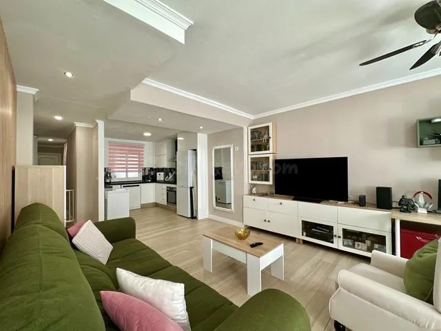 PISO SEMI NUEVO - foto 4