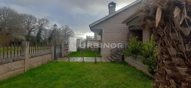 Chalet en SEÑORÍN, falta rematarlo interiormente. - foto 3