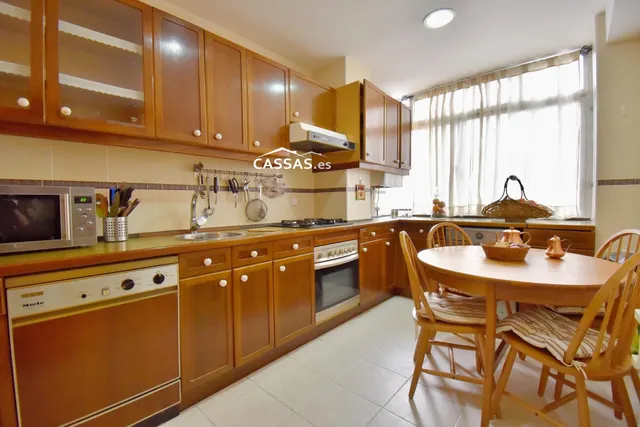PARQUE CATALUÑA - 4 habitaciones y 2 baños. Terraza y 2 plazas de garaje OPCIONALES. — 49