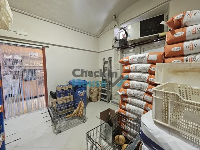 Local comercial en Alquiler en Celra Girona — 12