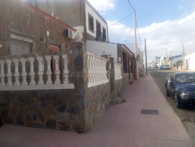 Venta de casa en Santa Marta (Badajoz)