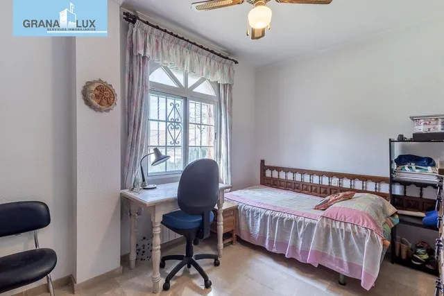 Espectacular Chalet en Ogijares - Ideal para Familias — 37
