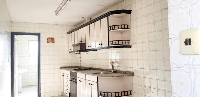 CASA IDEPENDIENTE CON GARAJE Y BODEGA EN SEIXALBO, OURENSE - foto 4
