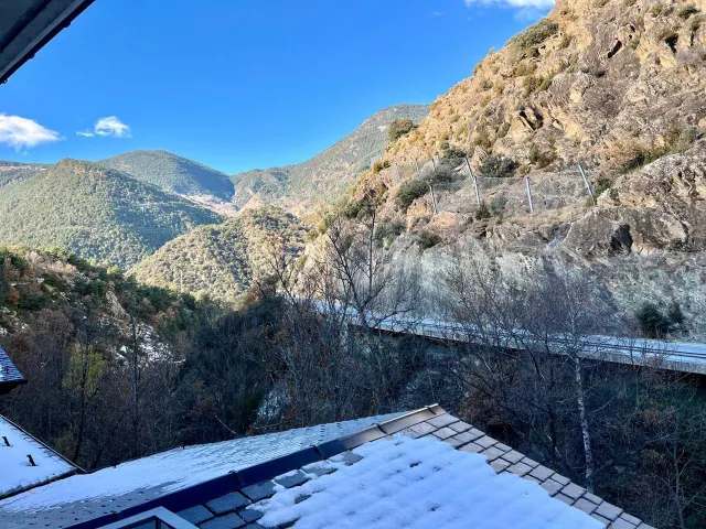 Ático seminuevo en venta con vistas al valle en Sant Julià de Lòria — 9