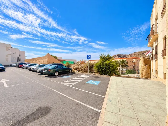 Ático en venta zona pescadería – Almería –  terraza con vistas a la alcazaba — 34