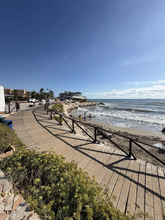 ✨ PISO RECIÉN REFORMADO CON PISCINA Y PARKING A 600 METROS DE LA PLAYA ✨ — 28