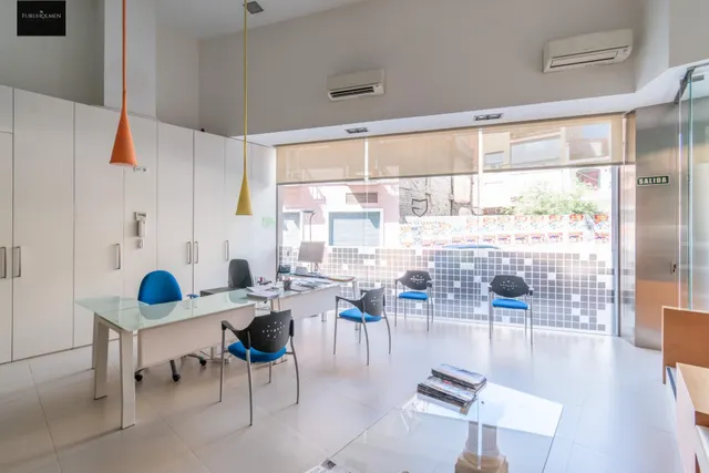Local comercial 6 habitaciones 200m² en venta - Motril puebl - foto 3