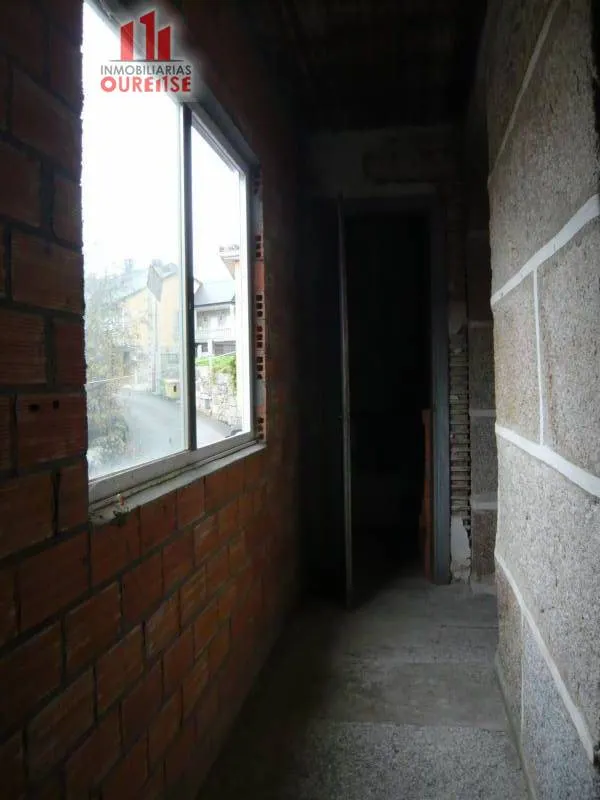 CASA CON ENCANTO PARA REFORMAR — 12