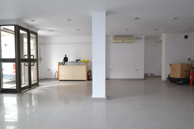Local en venta en Hiconsa, Camas — 3
